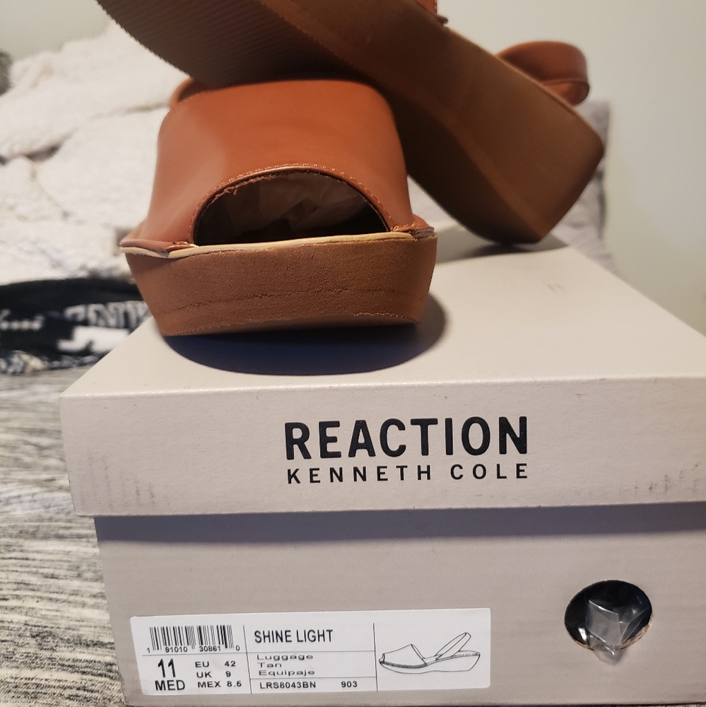 Womans sandal